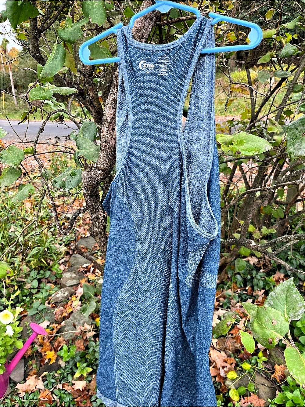 Zyia Active Blue razor top Size XL Like New